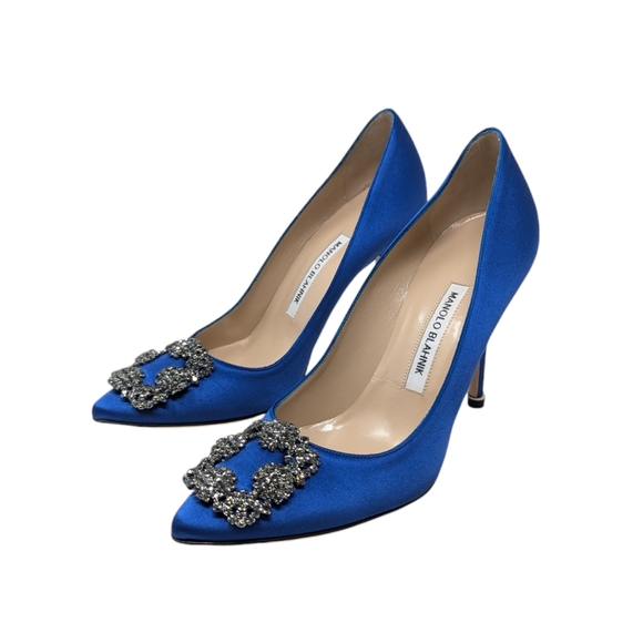 NEW Manolo Blahnik Hangisi Blue Satin Crystal Pump Size EU 38.5 - Picture 1 of 11